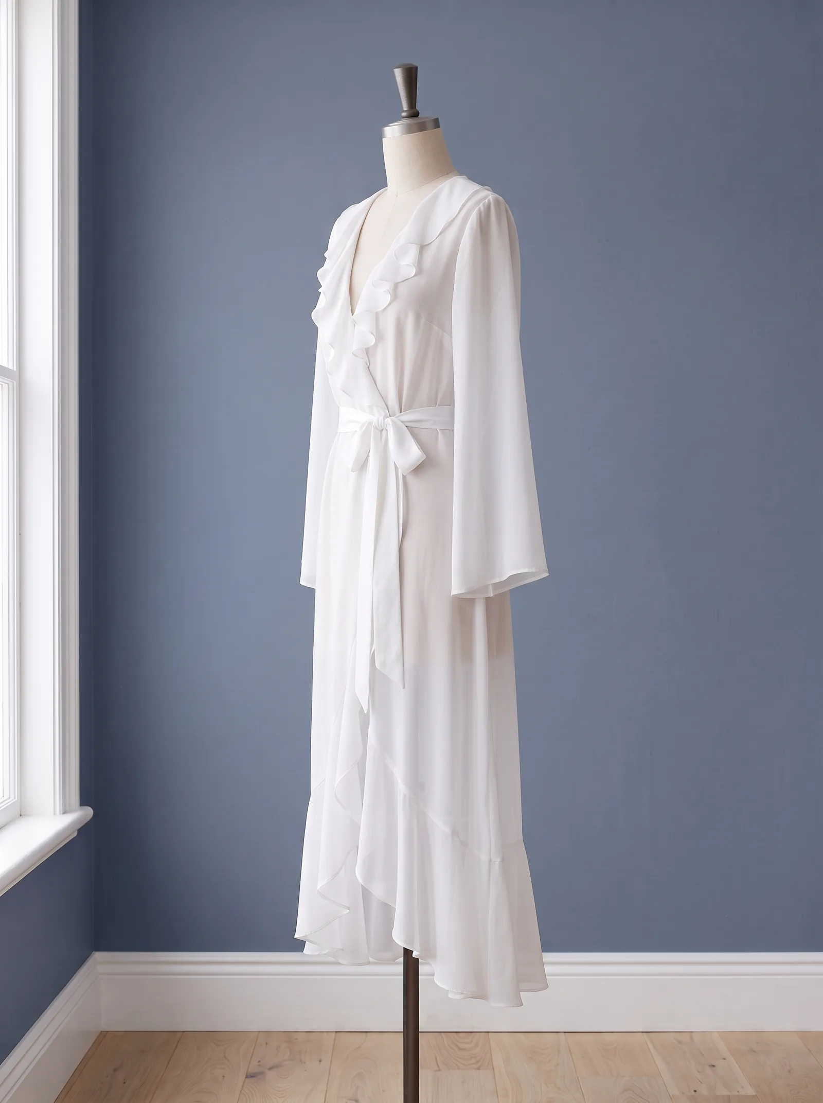Beyaz Uzun Sabahlık (Kimono)